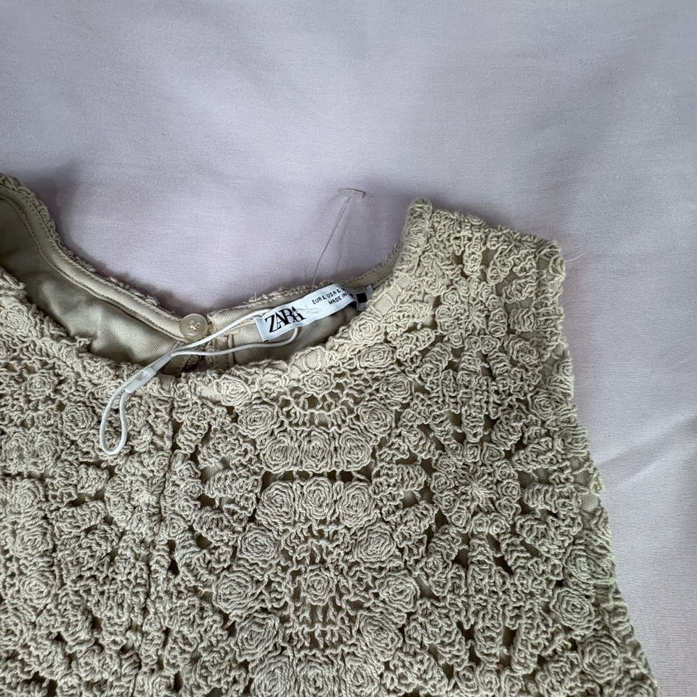 Zara Beige Floral Lace Blouse - Picture 3 of 9